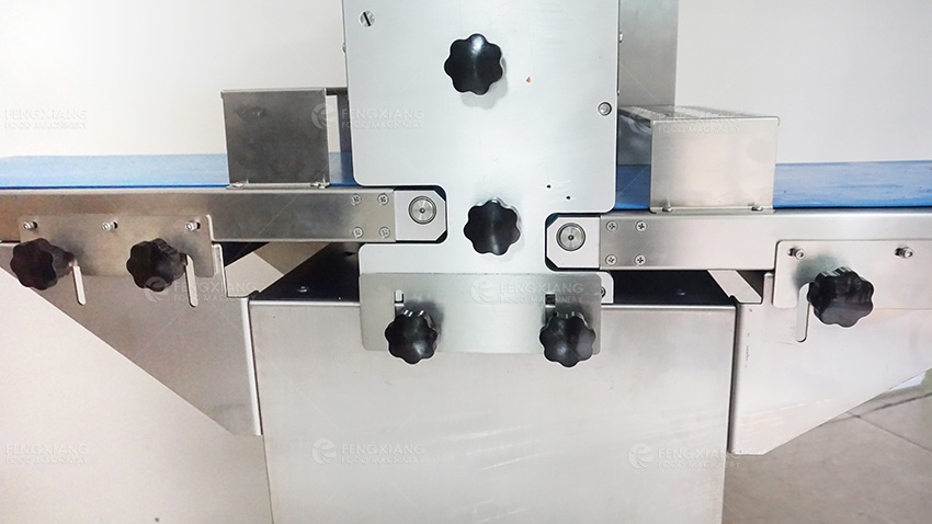 Stainless steel meat cutter